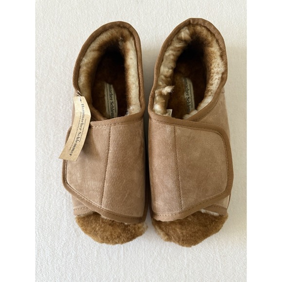 Hammacher Schlemmer The Gentlemen's Adjustable Sheepskin Slippers Tan XXL New - Picture 1 of 9